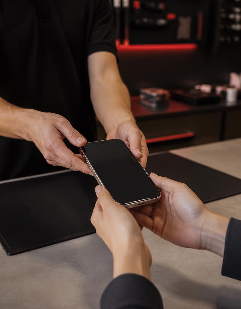 Handy verkaufen und Geld erhalten